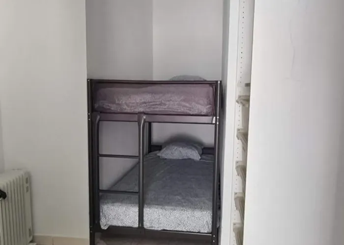 2 Bedroom For 4 People With Free Public Parking Appartamento Lisbona