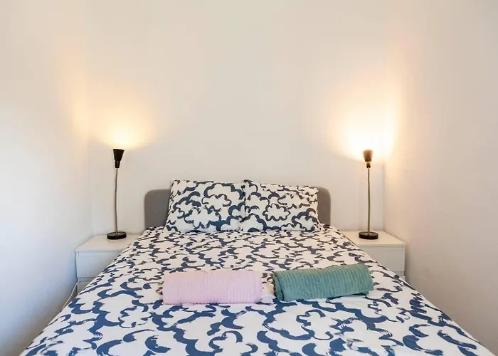 Appartamento 2 Bedroom For 4 People With Free Public Parking
