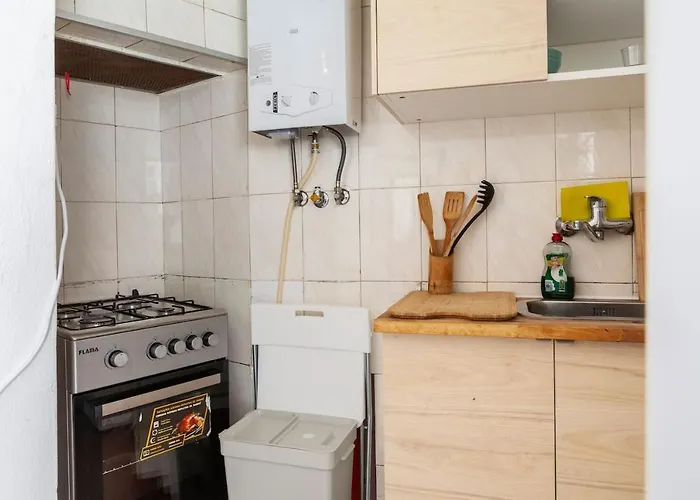 2 Bedroom For 4 People With Free Public Parking Apartament